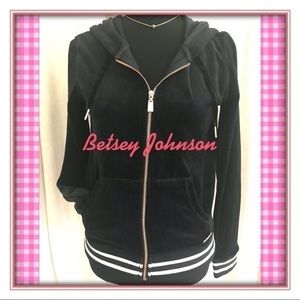 “It’s Betsey, Baby! NWT JACKET 💕💕💕